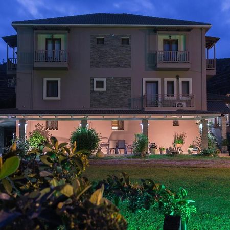 Akrolimnion Hotel 约阿尼纳 外观 照片