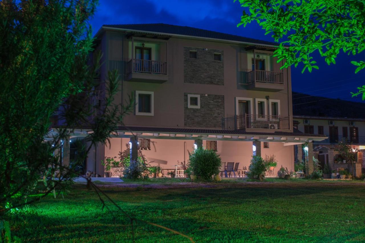 Akrolimnion Hotel 约阿尼纳 外观 照片